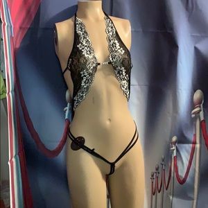 NWT Avid Love Sexy medium Thong and bra in one